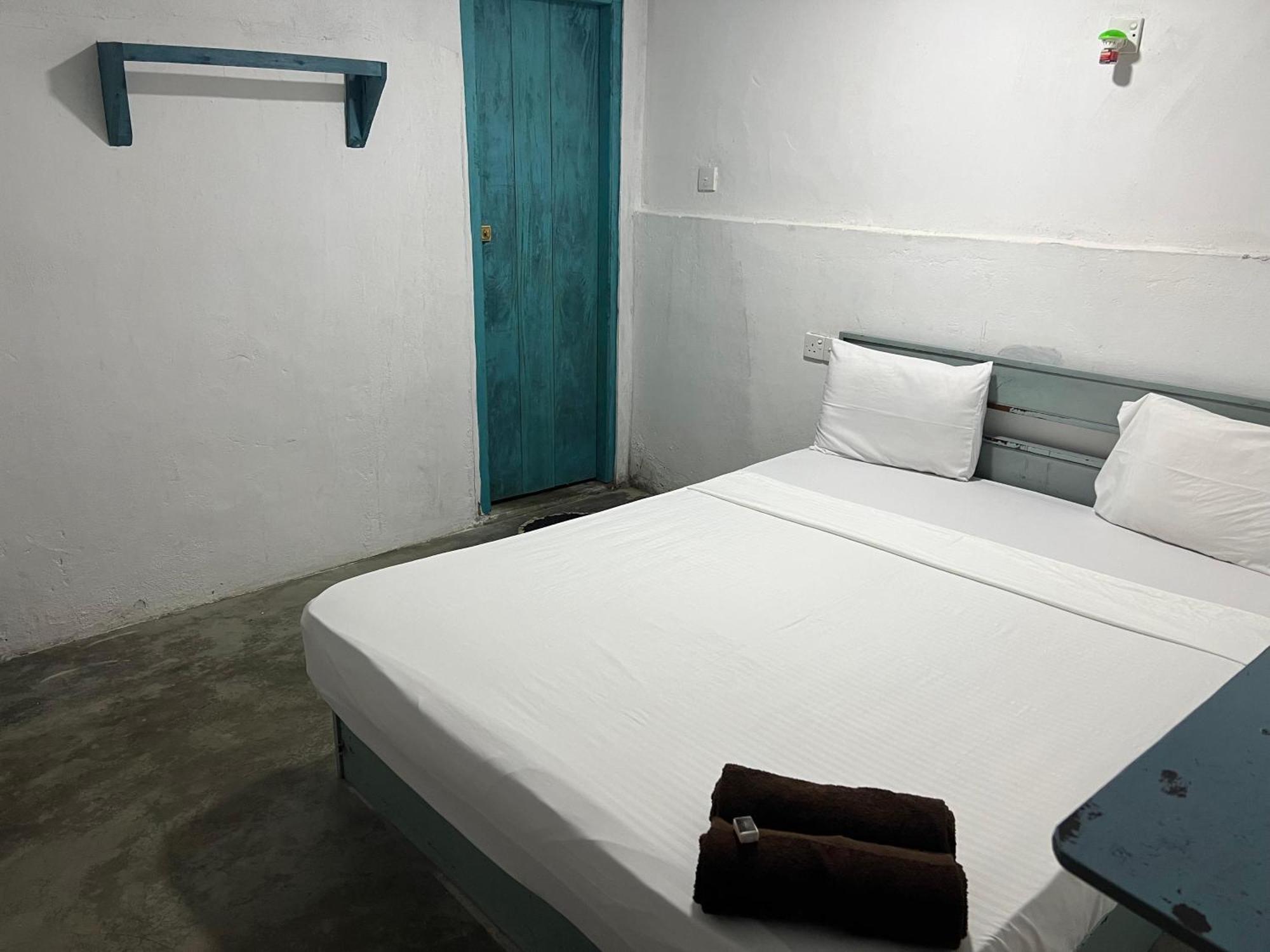 Cactus Arugambay Hostel Arugam Bay Bagian luar foto